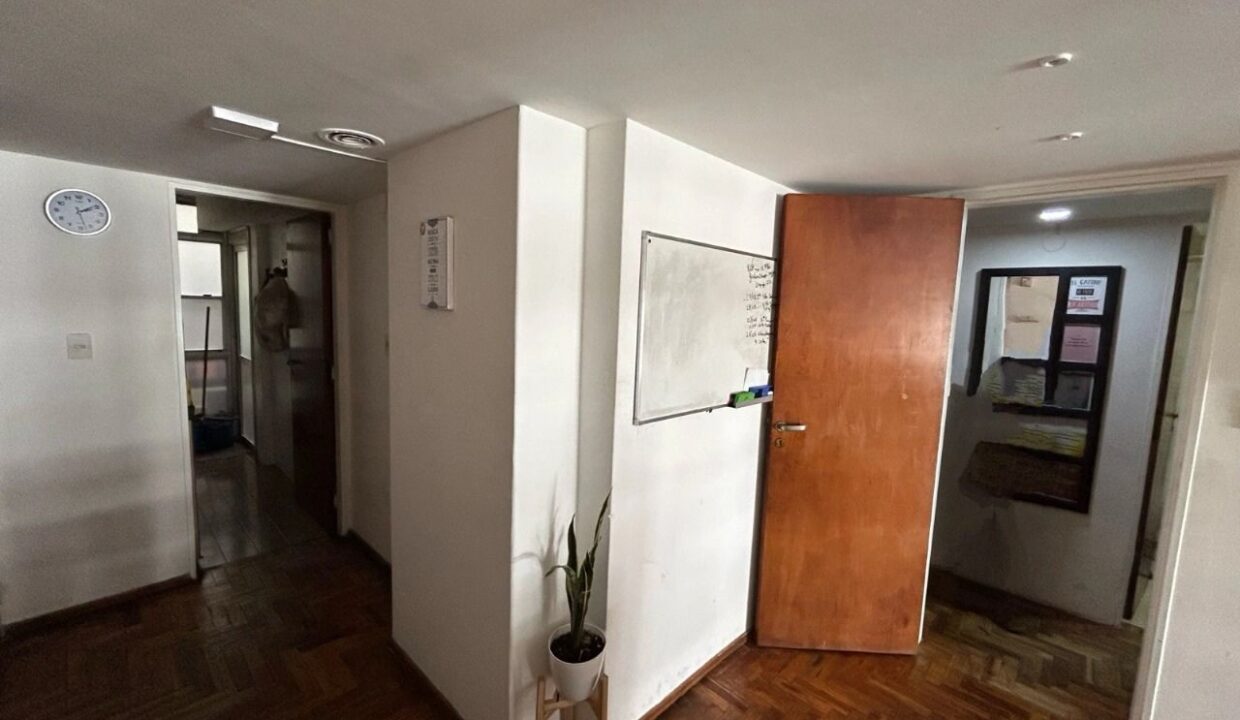 WhatsApp Image 2025-04-01 at 14.12.22 (4)