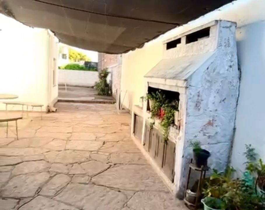 WhatsApp Image 2025-04-08 at 18.12.16