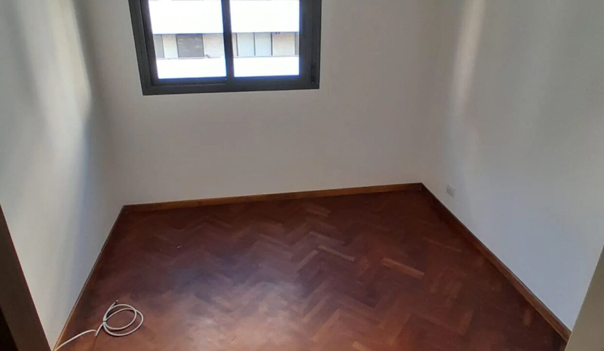 WhatsApp Image 2025-04-10 at 16.42.53 (2)