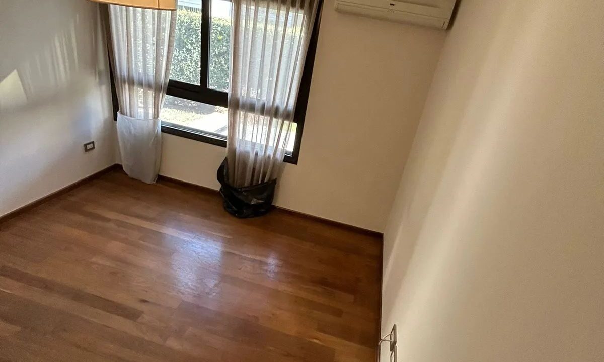 WhatsApp Image 2025-04-10 at 17.38.16